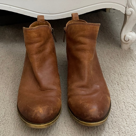 Lucky Brand Shoes - Lucky Brand Tan Ankle Boots